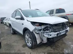 1FMCU9HD2KUC14024 2019 FORD ESCAPE