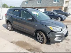 1FMCU9HD2KUC48352 2019 FORD ESCAPE