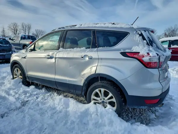 1FMCU9HD3JUA03588 2018 FORD ESCAPE - Image 2