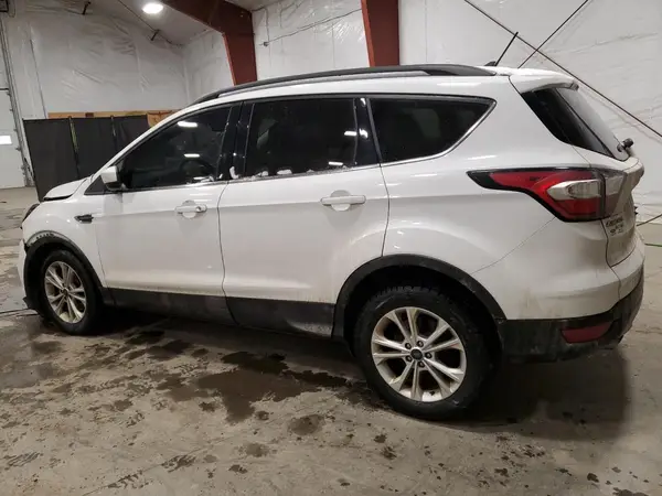 1FMCU9HD3JUA26336 2018 FORD ESCAPE - Image 2