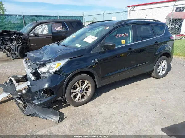 1FMCU9HD3JUA28782 2018 FORD ESCAPE - Image 2