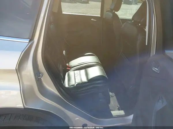 1FMCU9HD3JUA34422 2018 FORD ESCAPE - Image 8