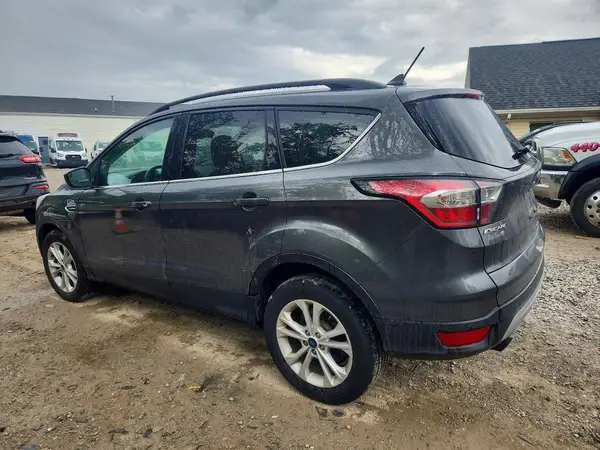 1FMCU9HD3JUA44061 2018 FORD ESCAPE - Image 2