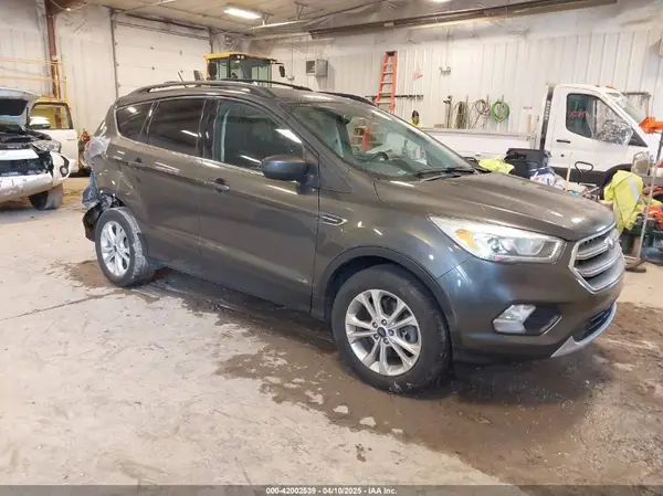 1FMCU9HD3JUA62446 2018 FORD ESCAPE - Image 1