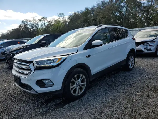1FMCU9HD3JUA68330 2018 FORD ESCAPE - Image 1