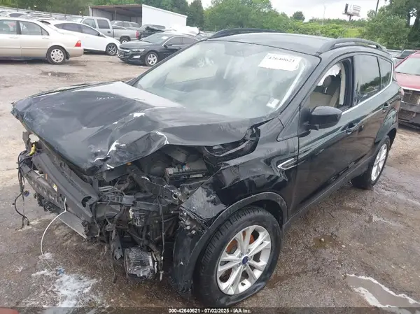 1FMCU9HD3JUA72572 2018 FORD ESCAPE - Image 2
