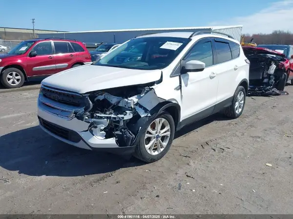 1FMCU9HD3JUA76508 2018 FORD ESCAPE - Image 2