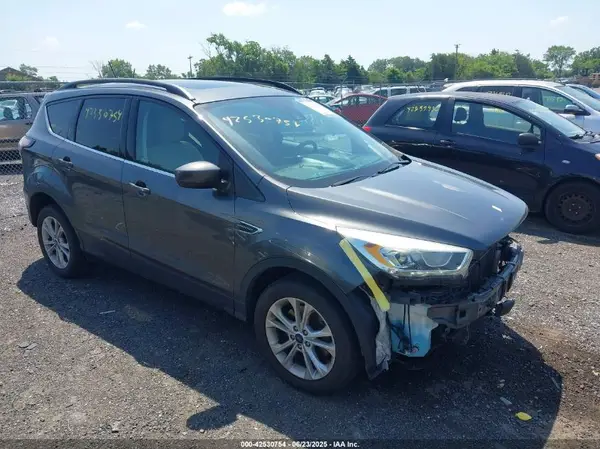 1FMCU9HD3JUA80073 2018 FORD ESCAPE - Image 1