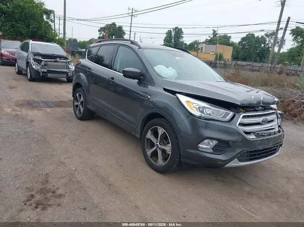 1FMCU9HD3JUA83040 2018 FORD ESCAPE - Image 1