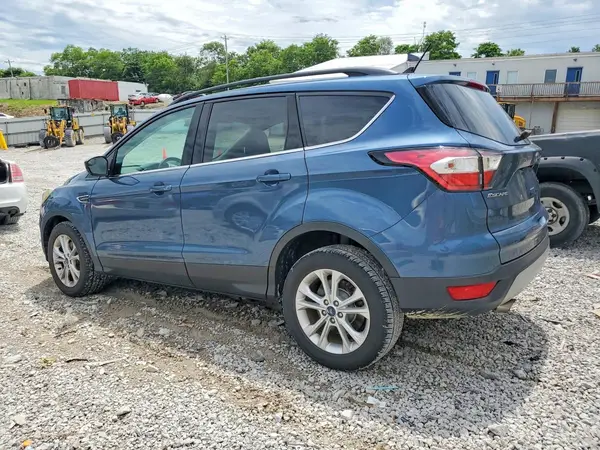 1FMCU9HD3JUA89873 2018 FORD ESCAPE - Image 2