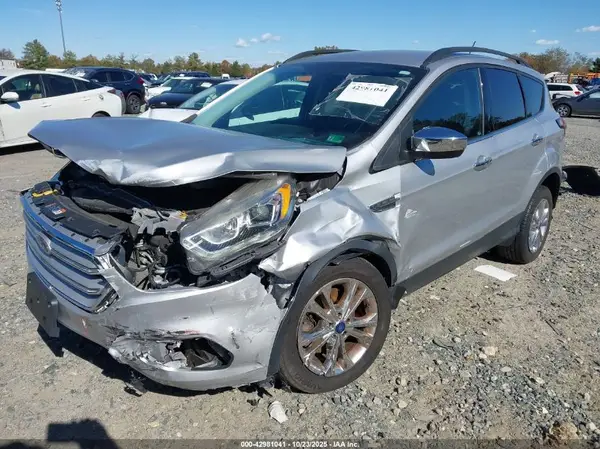 1FMCU9HD3JUB10849 2018 FORD ESCAPE - Image 2