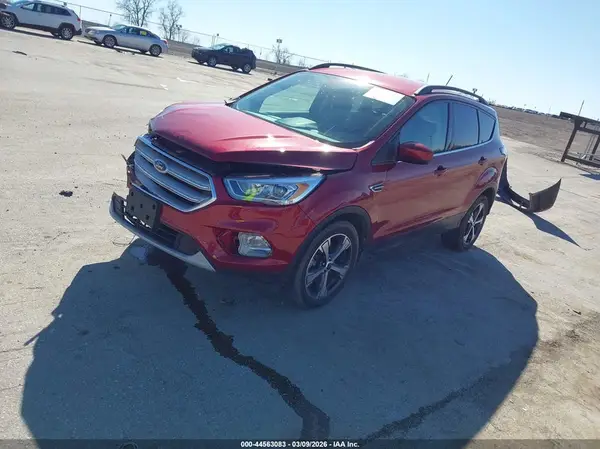 1FMCU9HD3JUB13766 2018 FORD ESCAPE - Image 2