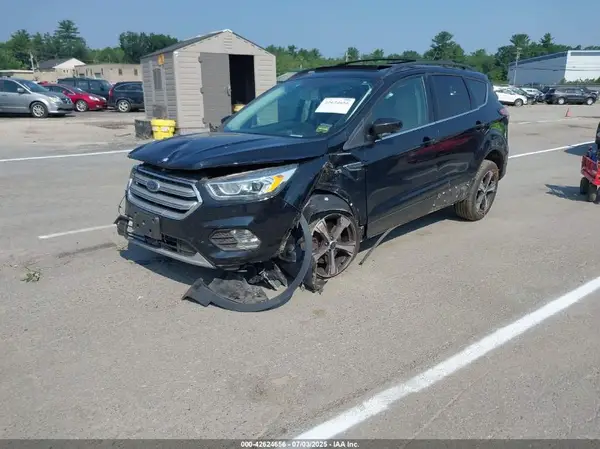 1FMCU9HD3JUB18336 2018 FORD ESCAPE - Image 2