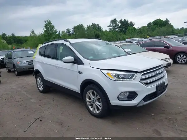 1FMCU9HD3JUB33774 2018 FORD ESCAPE - Image 1