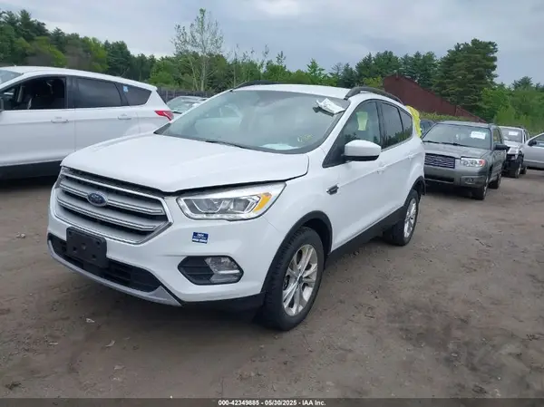 1FMCU9HD3JUB33774 2018 FORD ESCAPE - Image 2