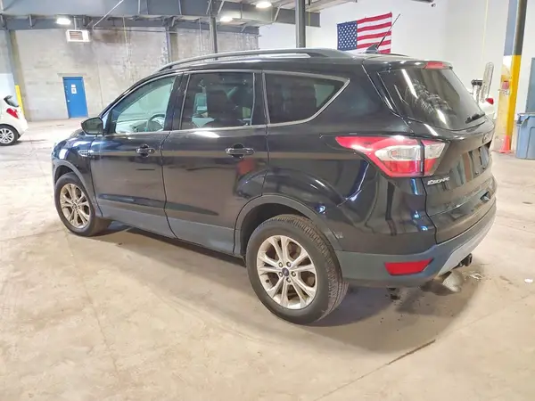 1FMCU9HD3JUB58142 2018 FORD ESCAPE - Image 2