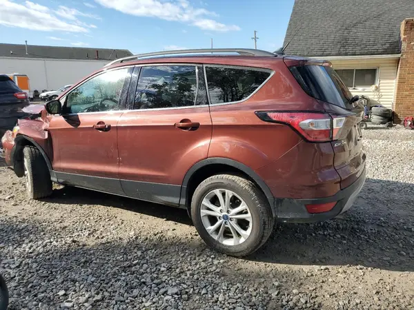 1FMCU9HD3JUB69478 2018 FORD ESCAPE - Image 2