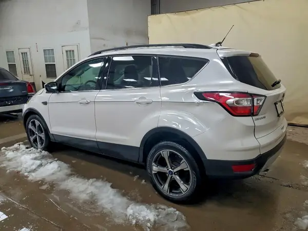 1FMCU9HD3JUB70971 2018 FORD ESCAPE - Image 2