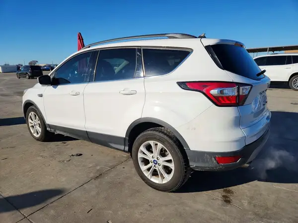 1FMCU9HD3JUB87754 2018 FORD ESCAPE - Image 2