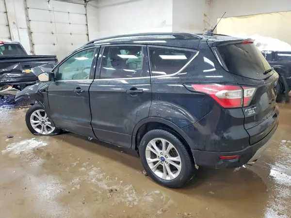 1FMCU9HD3JUB88354 2018 FORD ESCAPE - Image 2