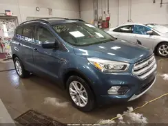 1FMCU9HD3JUB92694 2018 FORD ESCAPE