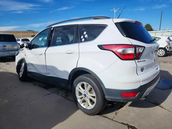 1FMCU9HD3JUC89619 2018 FORD ESCAPE - Image 2