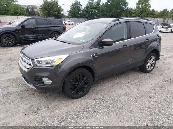 1FMCU9HD3JUD54016 2018 FORD ESCAPE - Image 2