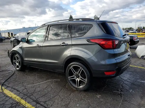 1FMCU9HD3KUA33207 2019 FORD ESCAPE - Image 2