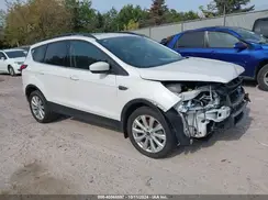 1FMCU9HD3KUA93164 2019 FORD ESCAPE