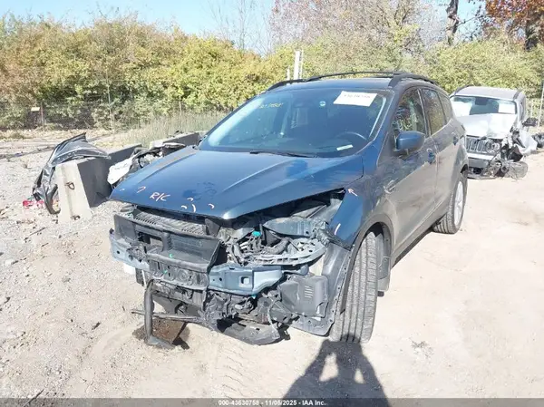 1FMCU9HD3KUB70843 2019 FORD ESCAPE - Image 2