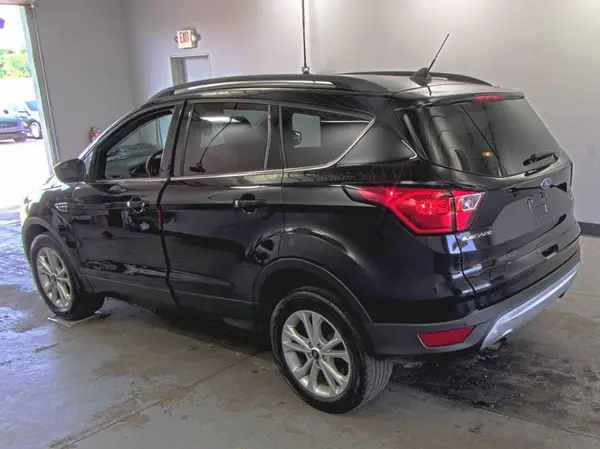 1FMCU9HD3KUB82412 2019 FORD ESCAPE - Image 2