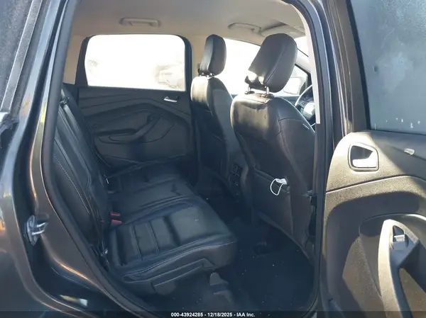 1FMCU9HD3KUB91840 2019 FORD ESCAPE - Image 8