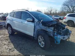 1FMCU9HD3KUC27249 2019 FORD ESCAPE