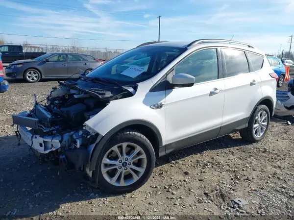 1FMCU9HD3KUC27249 2019 FORD ESCAPE - Image 2