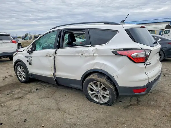 1FMCU9HD4JUA15894 2018 FORD ESCAPE - Image 2