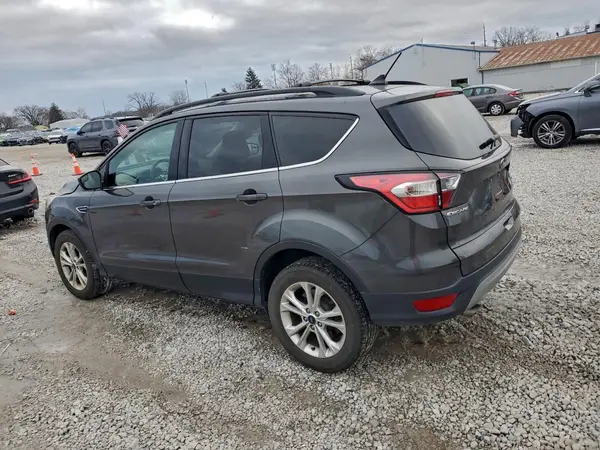 1FMCU9HD4JUA21923 2018 FORD ESCAPE - Image 2