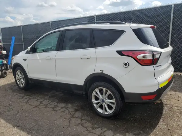 1FMCU9HD4JUA44196 2018 FORD ESCAPE - Image 2
