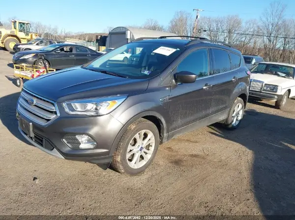1FMCU9HD4JUA46997 2018 FORD ESCAPE - Image 2