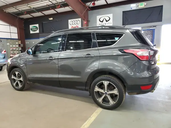 1FMCU9HD4JUA47096 2018 FORD ESCAPE - Image 2