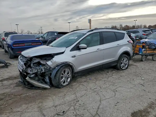 1FMCU9HD4JUA58843 2018 FORD ESCAPE - Image 1