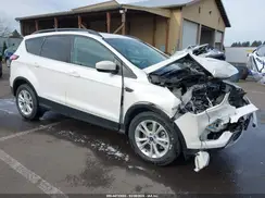 1FMCU9HD4JUB26526 2018 FORD ESCAPE