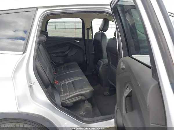 1FMCU9HD4JUB39230 2018 FORD ESCAPE - Image 8