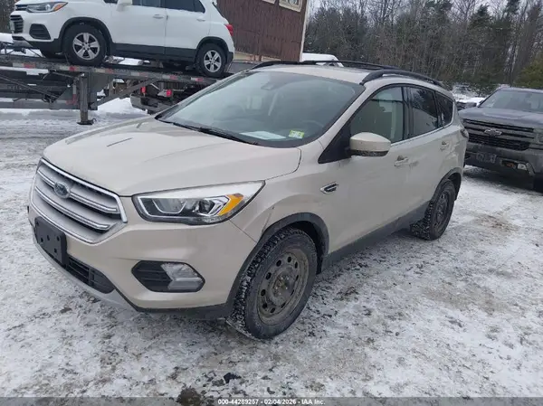 1FMCU9HD4JUB50132 2018 FORD ESCAPE - Image 2