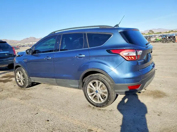 1FMCU9HD4JUB52933 2018 FORD ESCAPE - Image 2