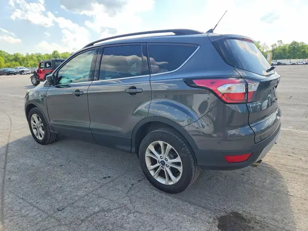 1FMCU9HD4JUB59364 2018 FORD ESCAPE - Image 2