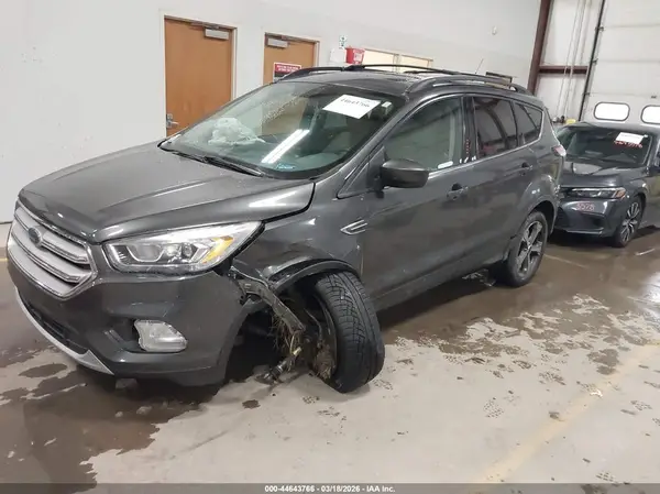 1FMCU9HD4JUB59980 2018 FORD ESCAPE - Image 2