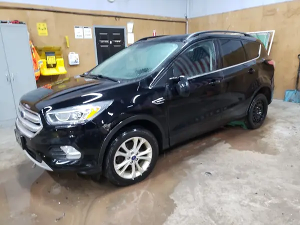 1FMCU9HD4JUB60966 2018 FORD ESCAPE - Image 1