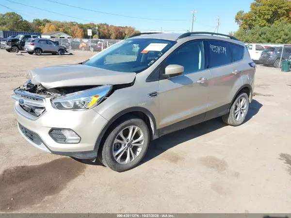 1FMCU9HD4JUB80599 2018 FORD ESCAPE - Image 2