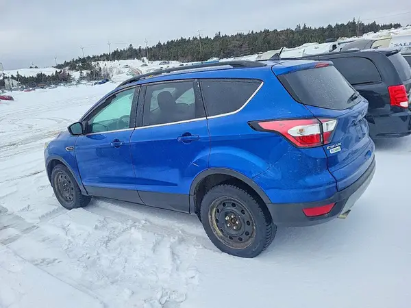 1FMCU9HD4JUC14105 2018 FORD ESCAPE - Image 2