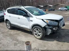 1FMCU9HD4JUC39554 2018 FORD ESCAPE